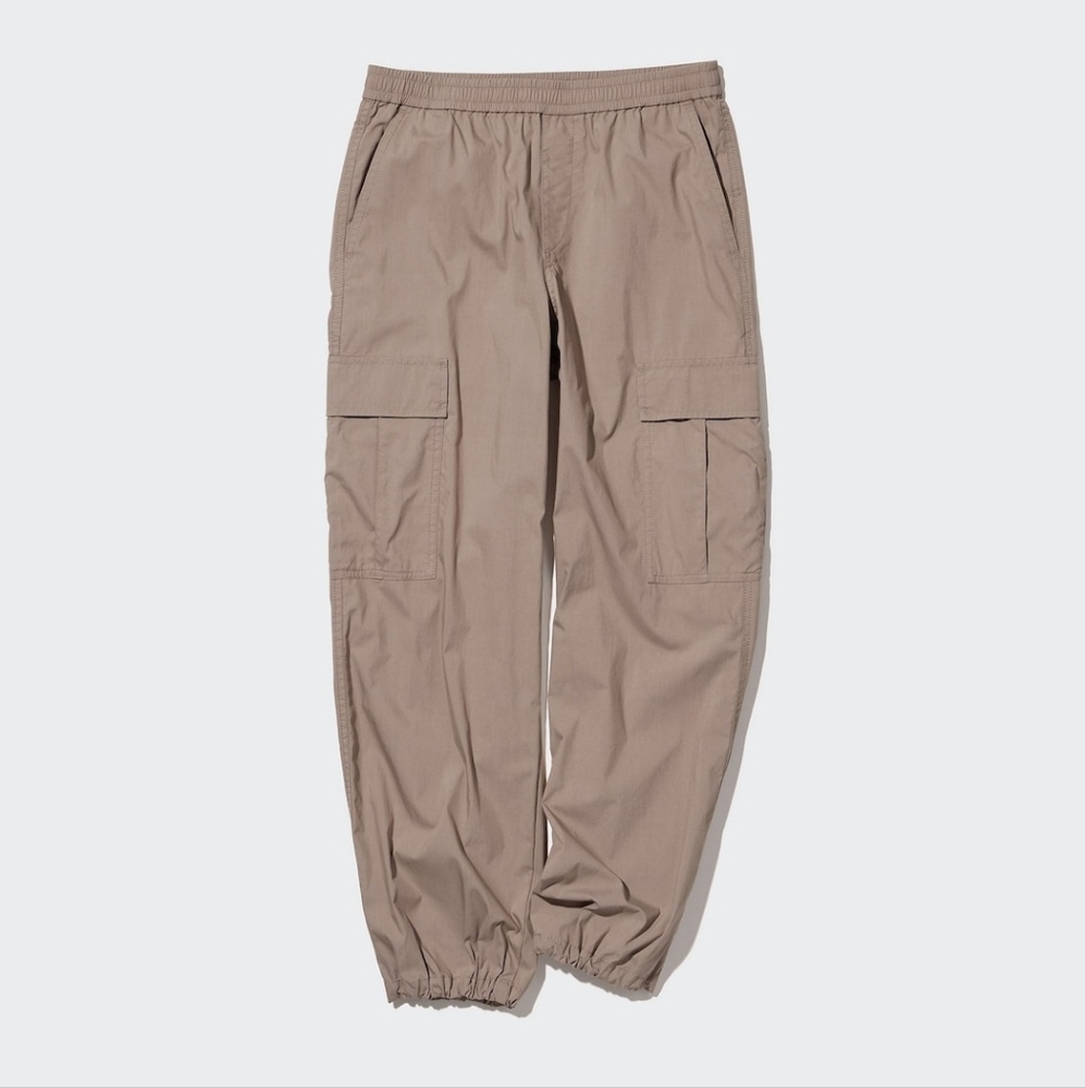 Uniqlo Easy cargo pants Size Small